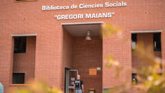 La Universitat de València recorta un 60% los servicios de biblioteca en época de exámenes