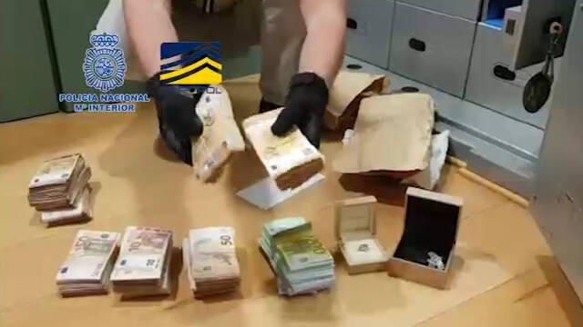 El 'conseguidor' de la mafia rusa en la provincia de Alicante desplegó una 'cadena de favores' usando dinero y regalos / FOTO: Policía Nacional EUROPOL