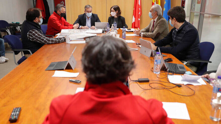 Ayuso presidiendo la reunión del Plan Territorial de Protección Civil de la Comunidad de Madrid.