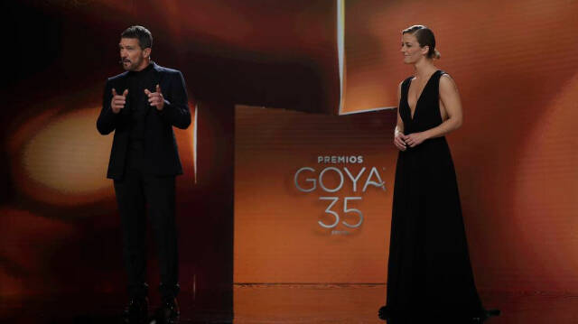 Antonio Banderas y María Casado, presentadores de la gala de los Goya 2021