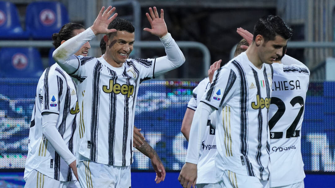 Cristiano, celebrando uno de los tres goles que marcó al Cagliari el pasado fin de semana. 