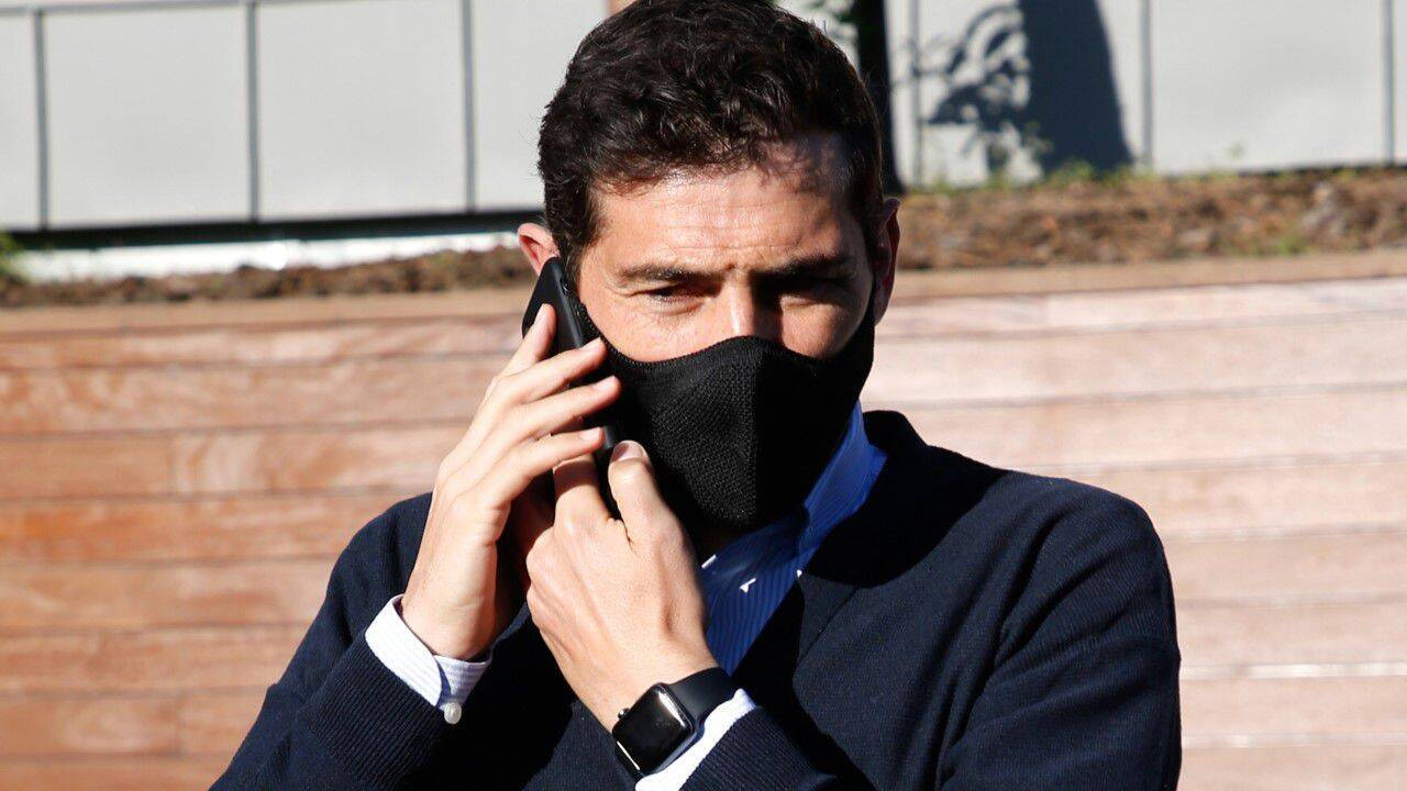 Iker Casillas se confesó con Santi Cañizares sobre sus hijos.
