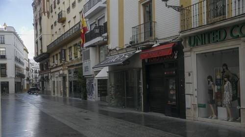 Calle comercial en el centro de Sevilla. EP.