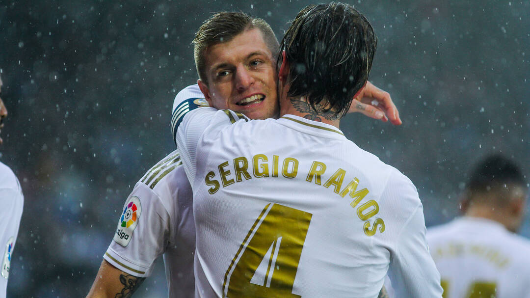Kroos y Ramos, celebrando un gol con el Real Madrid. 