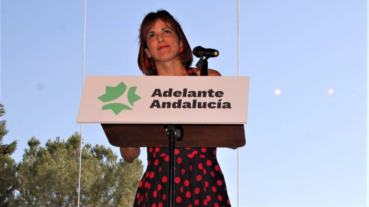 Teresa Rodríguez durante la refundación de Adelante Andalucía en Granada.