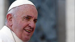 El Vaticano anuncia el ingreso del Papa Francisco en un hospital de Roma