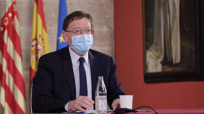 Puig insiste en el uso de la mascarilla mientras el presidente del Gobierno, Pedro Sánchez, levantó la obligatoriedad de llevarla