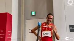 El atleta Mohamed Katir, en el momento que rompe a llorar en el directo de la COPE.