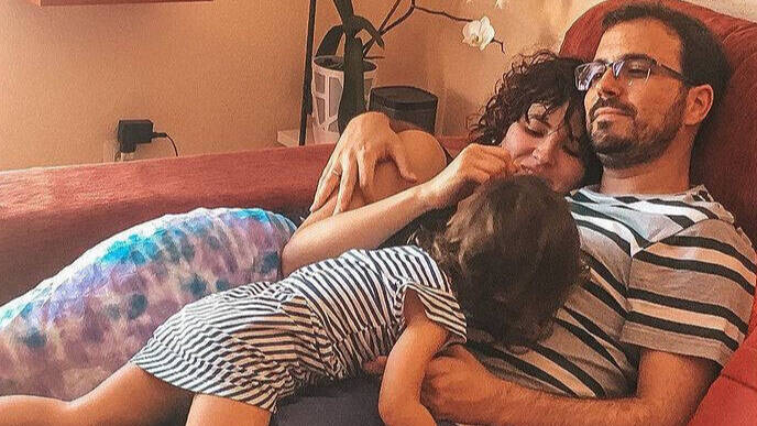 Garzón, su mujer y su hija mayor en una foto compartida por ella.