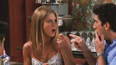 Fotograma de 'Friends', donde Jennifer Aniston y David Schwimmer mantienen una relaciÃ³n ficticia