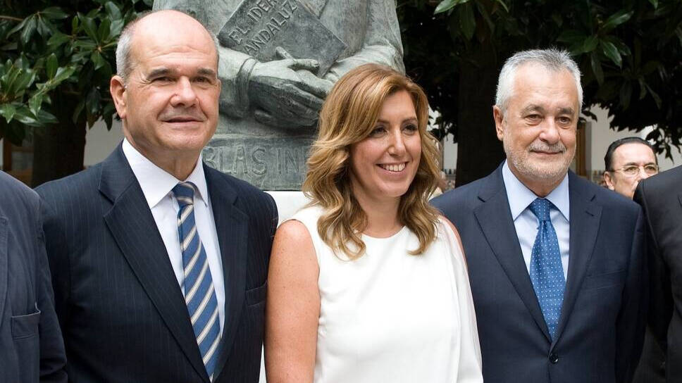 Los tres expresidentes de la Junta de Andalucía: Manuel Chaves, Susana Díaz y José Antonio Griñán.