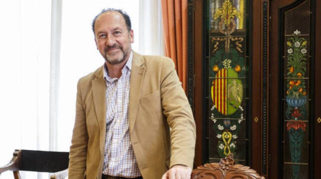 Emilio bascuñana, alcalde de Orihuela