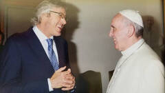 Alejandro Roemmers en una reciente recepción con el Papa Francisco