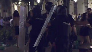 La izquierda calla ante un botellón con 8 policías heridos en un feudo del PSOE