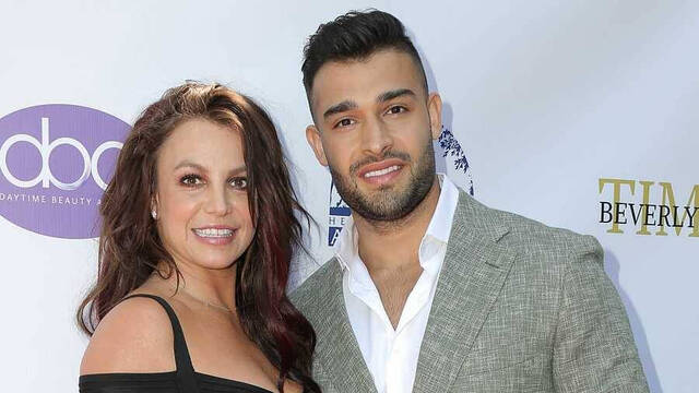 El novio de Britney Spears, Sam Asghari, pillado en Cartier a escondidas de la cantante