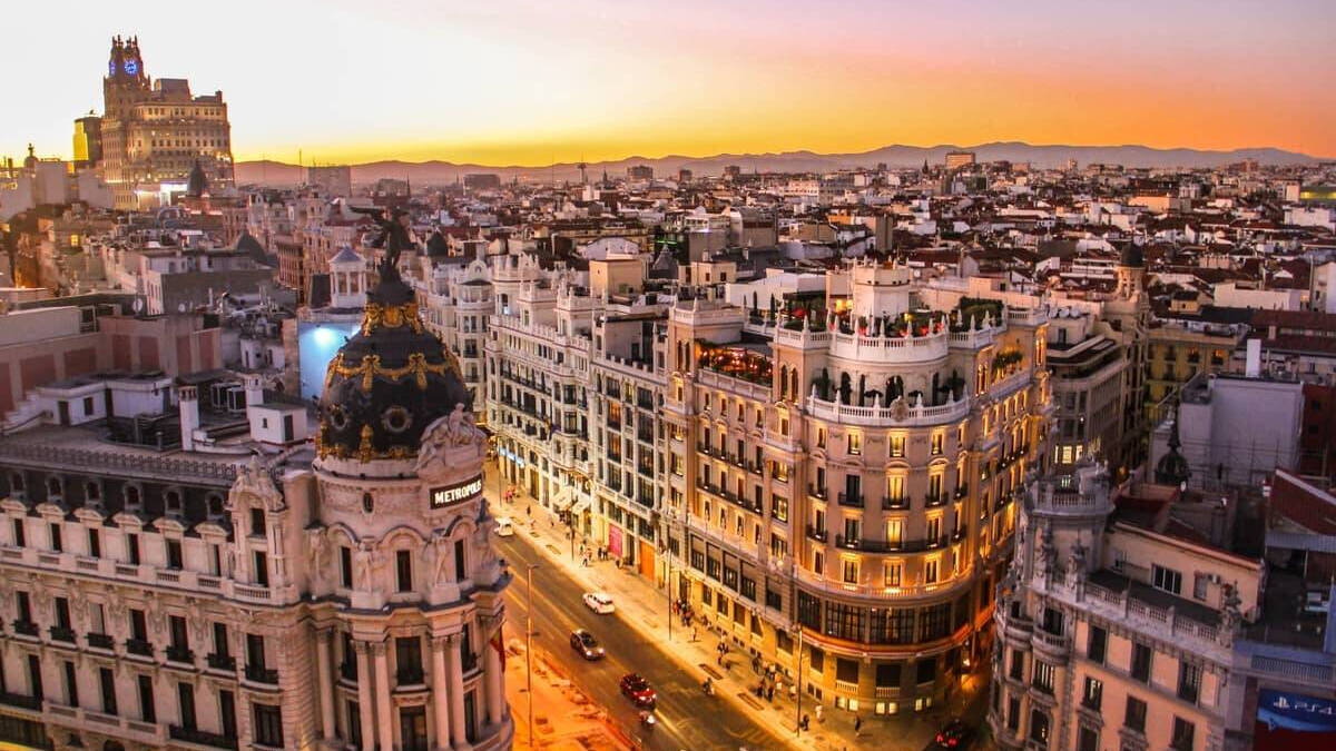 Escapadas románticas en Madrid, dónde y cómo sacarles el máximo partido