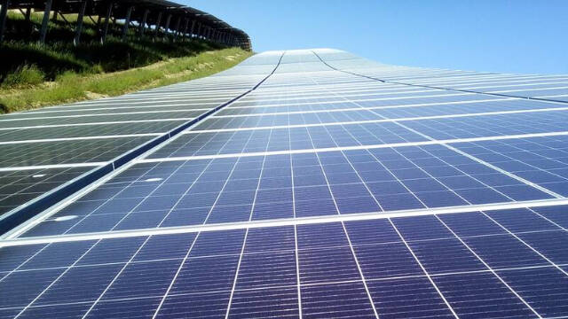 La Diputación de Alicante creará una nueva convocatoria de ayudas para promover el uso de la energía fotovoltaica