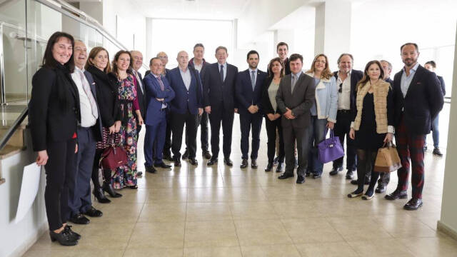 El presidente Ximo Puig en una visita para reconocer el Parc como pionera EGM de española