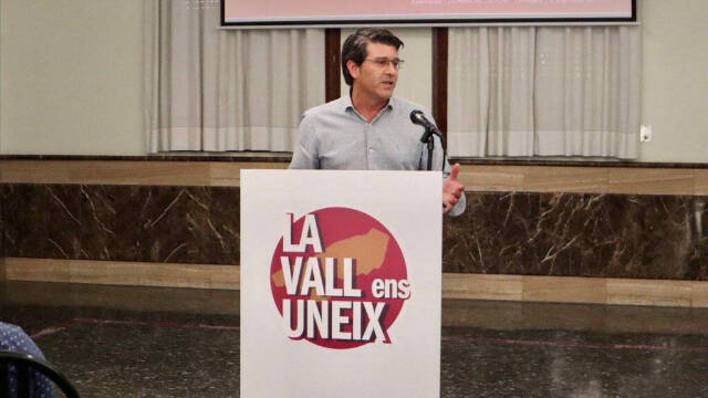 Jorge Rodríguez, alcalde de Ontinyent, presenta la renovación de su partido