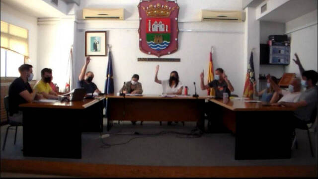 Imagen del Pleno del Ayuntamiento de Ador