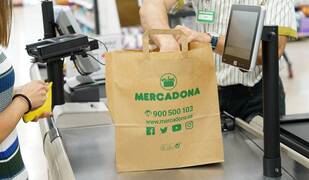 Así son las bolsas sostenibles de los supermercados que dicen adiós al plástico