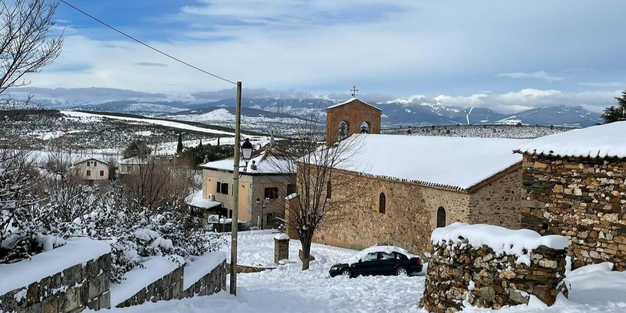 Los 5 pueblos cerca de Madrid más bonitos para disfrutar de la nieve