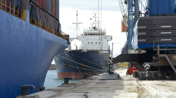 Transporte de mercancías en el Puerto de Castellón