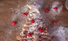 Árbol de hojaldre con chocolate y almendras, la merienda ideal para el día de Reyes