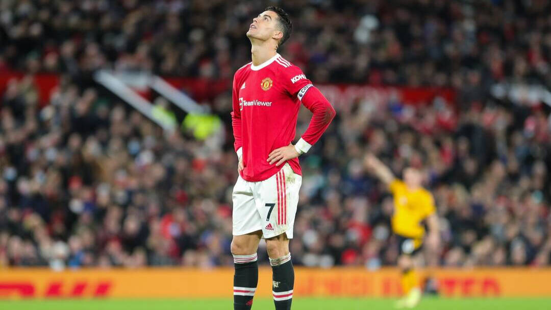 Cristiano Ronaldo, lamentándose en un partido con la camiseta del United. 
