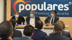 El PP de Alicante, tras Madrid, líder de compromisarios en el Congreso de Feijóo
