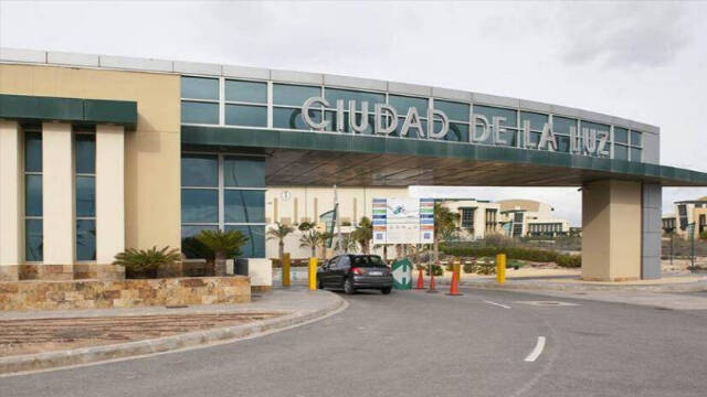 La Ciudad de la Luz en Alicante será uno de los tres grandes centros de recogida de ayuda