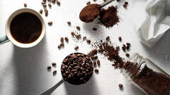 7 formas eficaces de reutilizar los posos de café que te sorprenderán
