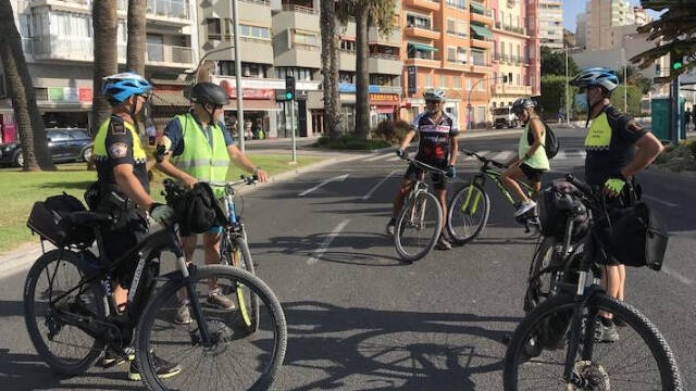 El Ayuntamiento prepara el servicio público de alquiler de bicicletas y patinetes eléctricos 