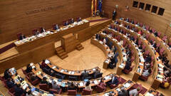 El pacto de Ayuso en Madrid abre el debate de la reducción de diputados en Les Corts