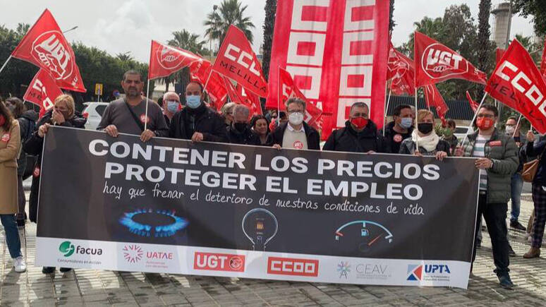 Manifestación de UGT y CCOO en Melilla