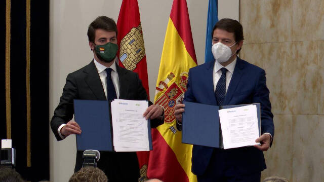 García Gallardo y Mañueco muestran el acuerdo en Castilla y León