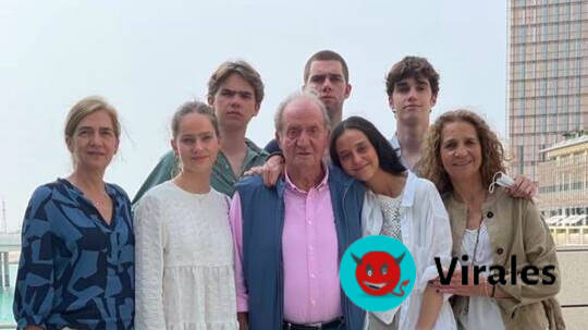 Rey Juan Carlos con su familia
