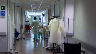 El Hospital de Torrevieja agoniza, “solo dos sanitarios para todas las urgencias”