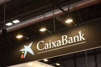 CaixaBank consolida su fortaleza comercial y gana un 22% más