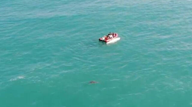 Los agentes han localizado al surfista gracias a las imágenes de un dron