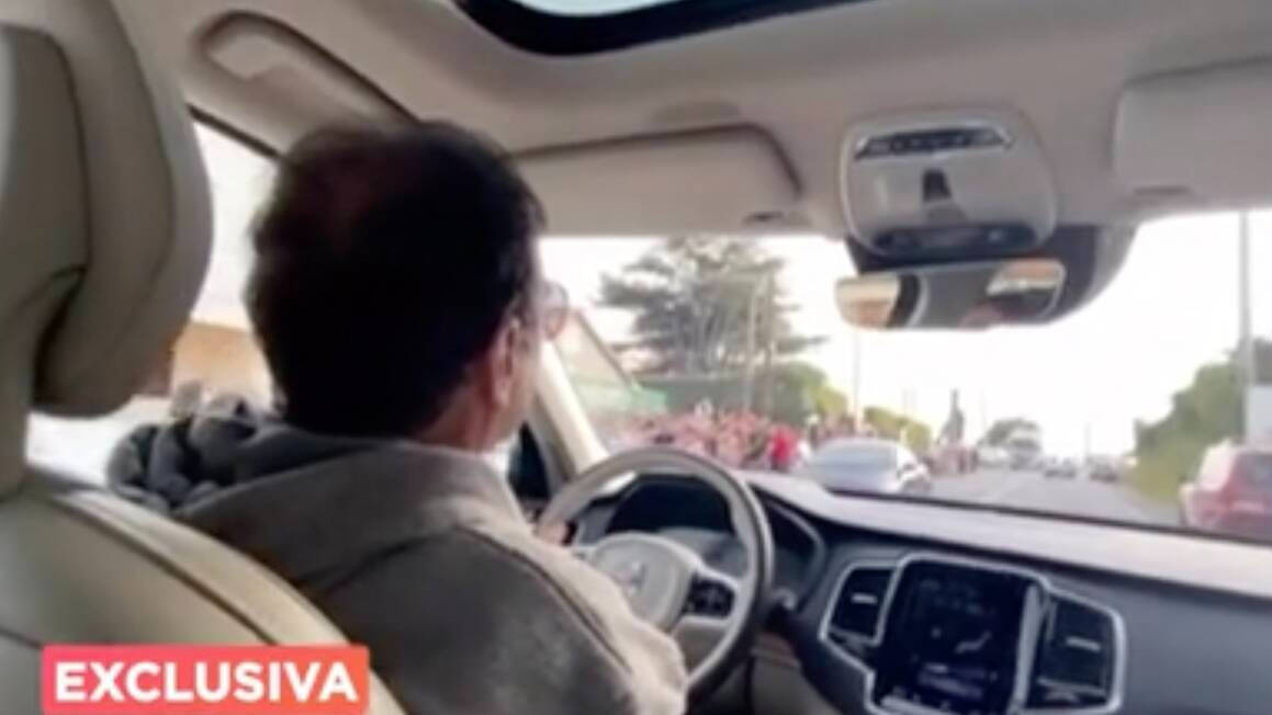 Interior del coche de Don Juan Carlos (Telecinco)