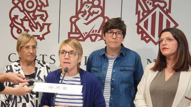 Papi Robles (Compromís), Pilar Lima  y Estefanía Blanes (Unidas Podemos), y Ana Barceló (PSPV).