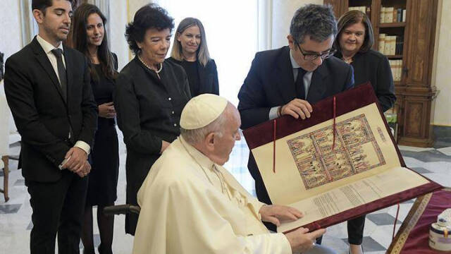 Félix Bolaños en su visita al Papa
