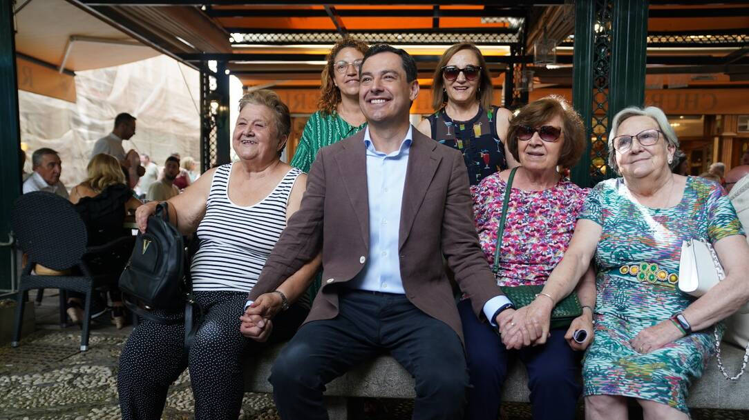 El candidato del PP-A, Juanma Moreno, Ayer en Granada.