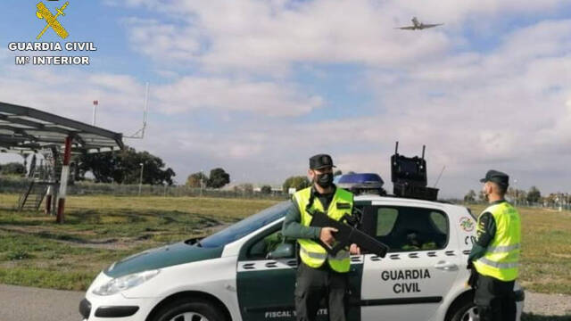 Se enfrenta a una multa de 225.000€ por sobrevolar el aeropuerto con su Dron 