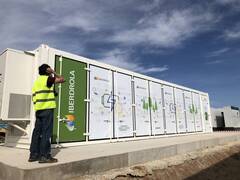 Iberdrola pone en marcha su primer sistema de baterías comerciales