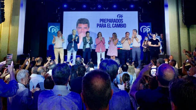 Carlos Mazón, Esteban González Pons, María José Catalá y los presidentes provinciales del PPCV en la Alameda
