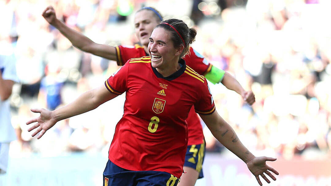 Mariona Caldentey celebra su gol ante Finlandia