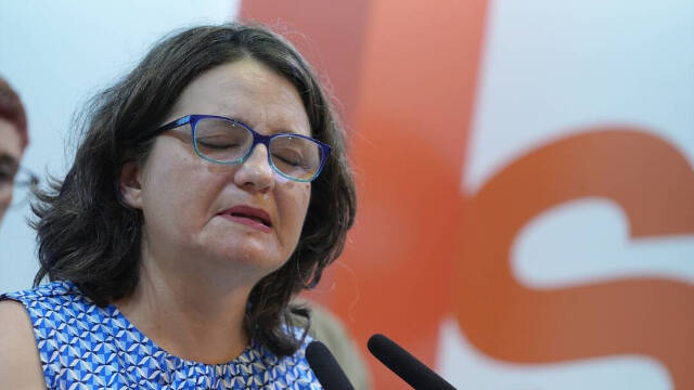 Mónica Oltra anunciando su dimisión el pasado 21 de junio.