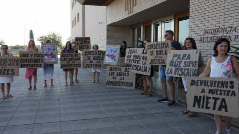 Protesta ante los juzgados de Castellón